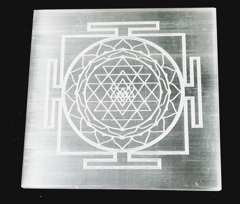 Selenite Shree Yantra Charging Plate (Size 3inches)